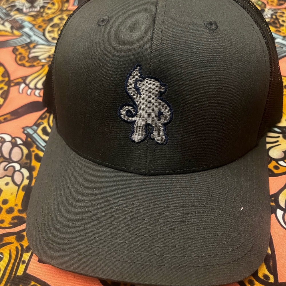 Pleepleus Drinking Made Easy Hat